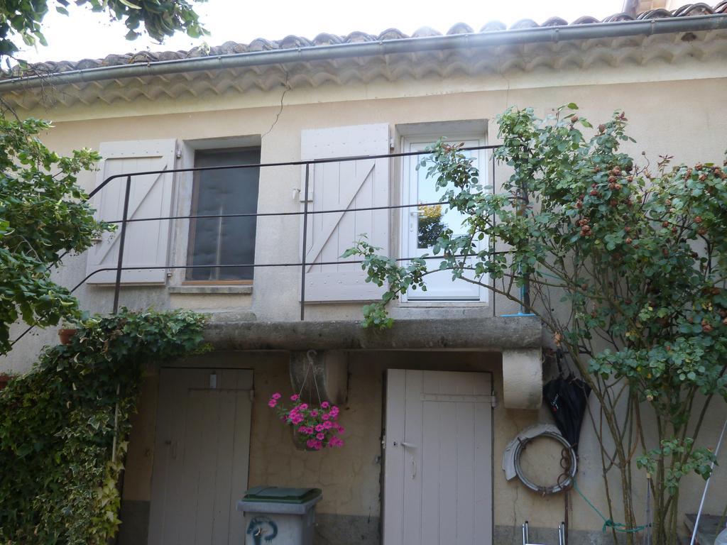Petit Studio Le Pigeonnier A 5 Mn De Lourmarin Puyvert Exterior photo