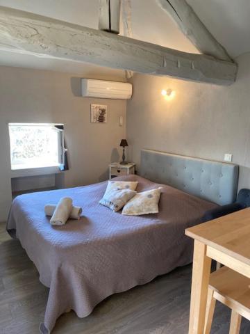 Petit Studio Le Pigeonnier A 5 Mn De Lourmarin Puyvert Exterior photo